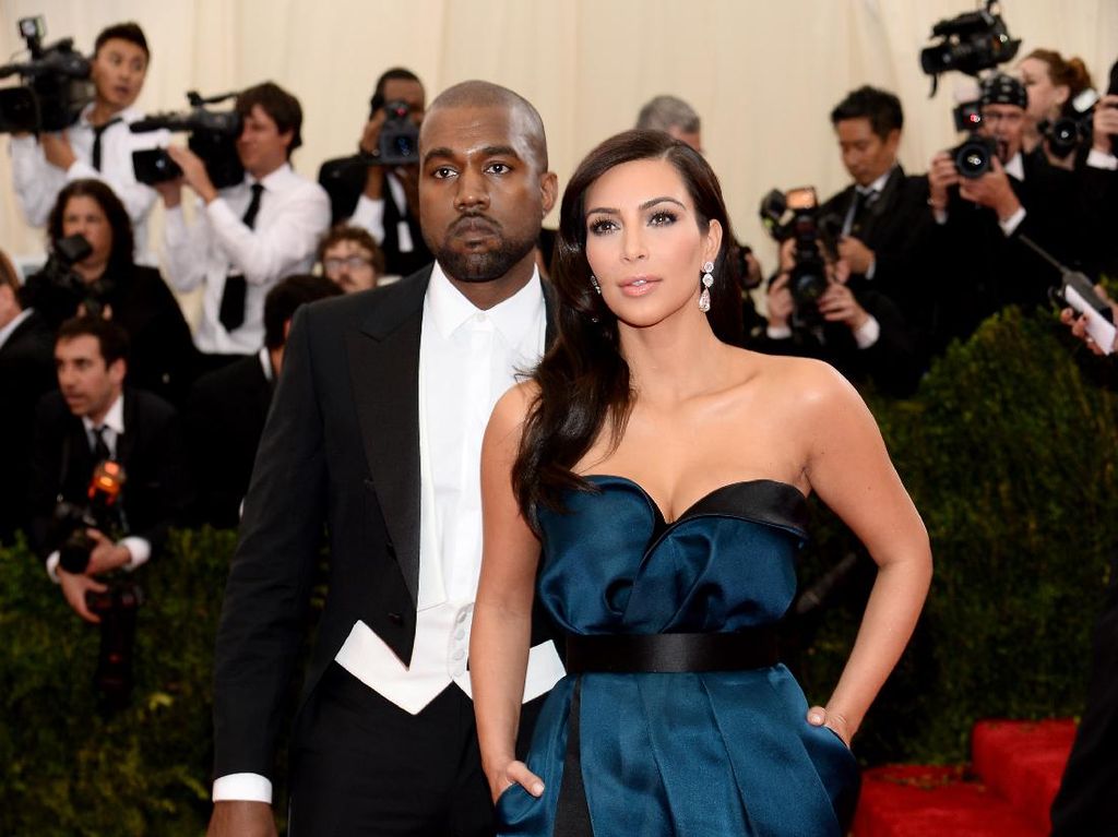 Kim Kardashian Jadikan Video Seks hingga Perceraian sebagai Candaan
